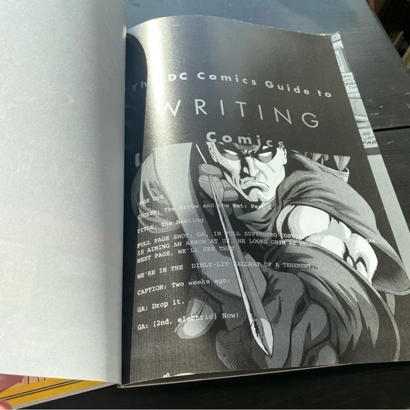 DC Comics 2 Set Guide to Coloring & Lettering Comics Writing Comics. - Picture 5 of 11